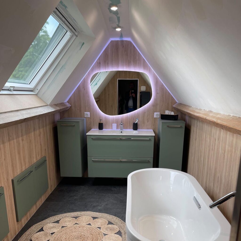 Odyssée - Expert en cuisines, salles de bain et aménagements intérieurs sur-mesure à Fécamp depuis 1999